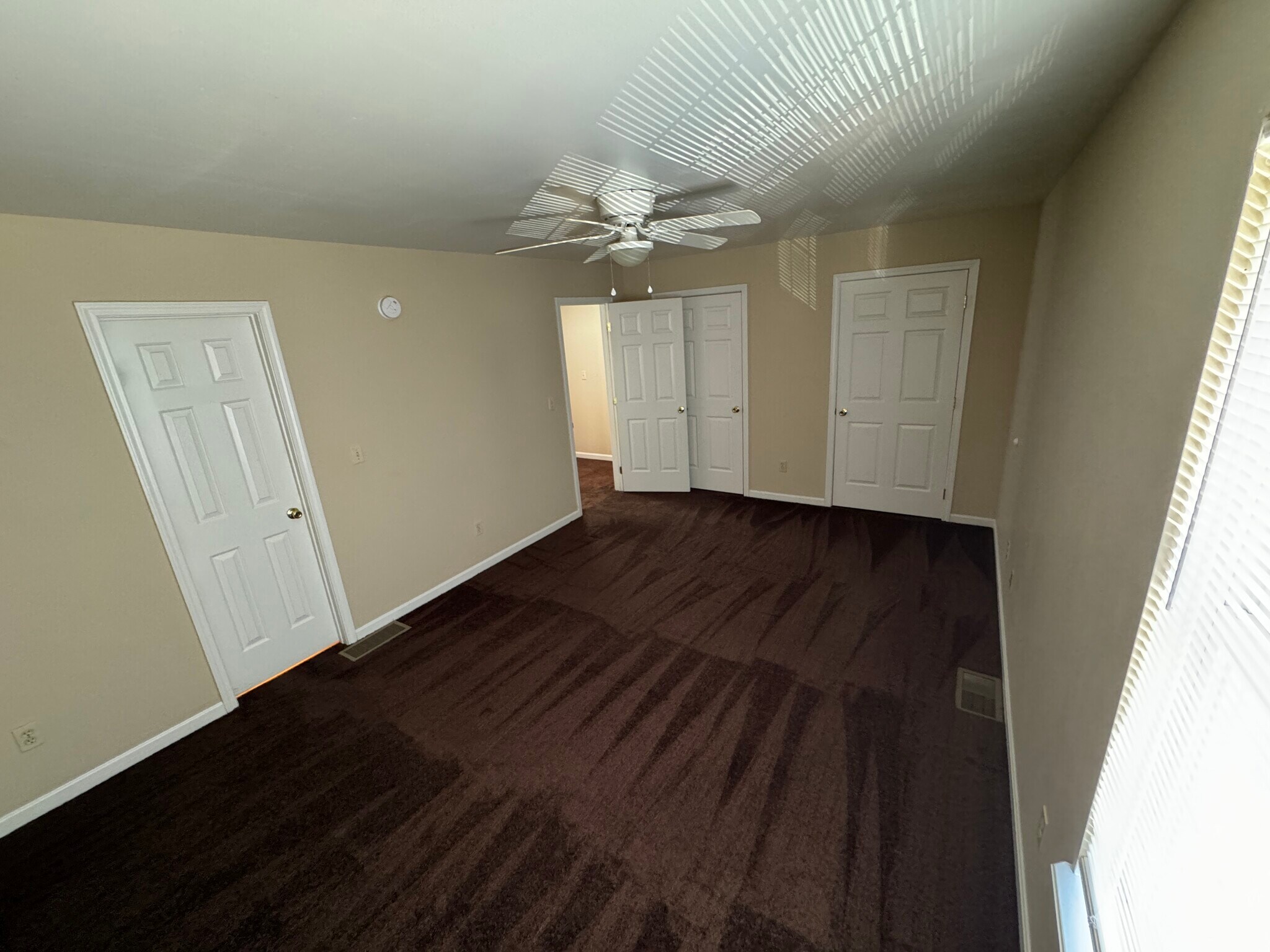 Building Photo - 2065 Leland Dr