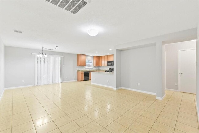 Building Photo - 16013 Sweetwater Fields Ln