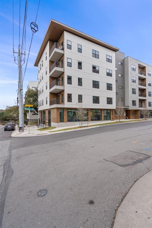 Building Photo - 2500 Longview St