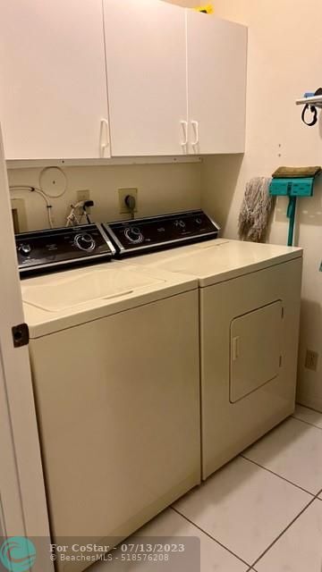 Building Photo - 8279 Summerbreeze Ln