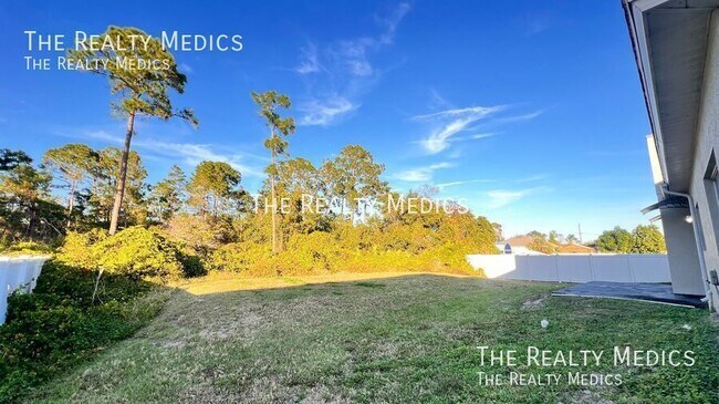 Building Photo - 3297 Tallwood Dr