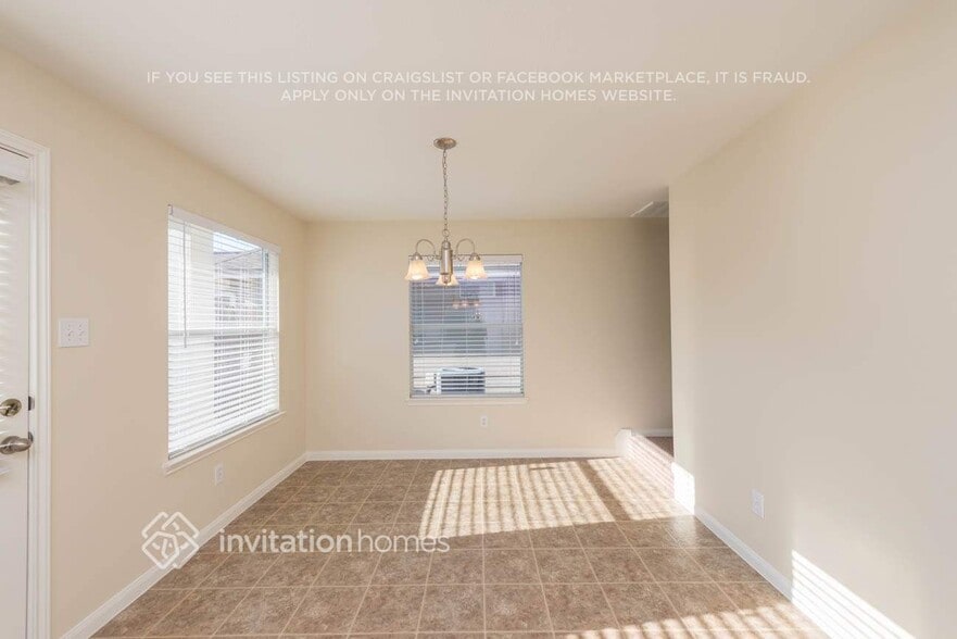 Building Photo - 6333 Mountain Pines Ln