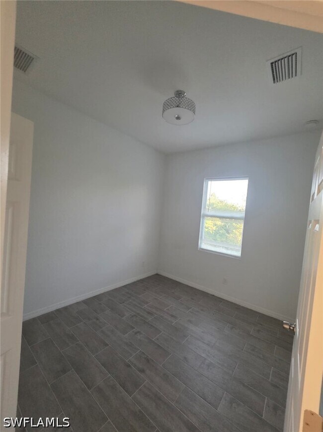 Building Photo - 14300 Kay Ln