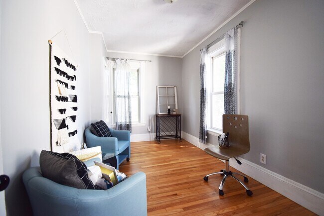 Building Photo - 97 Magoun Ave