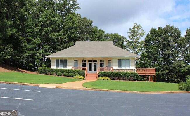Building Photo - 24 Springfield Dr