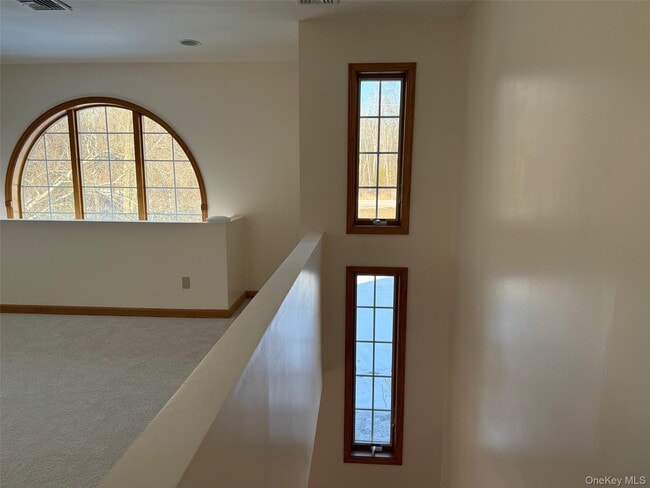 Building Photo - 88 Pierce Cir