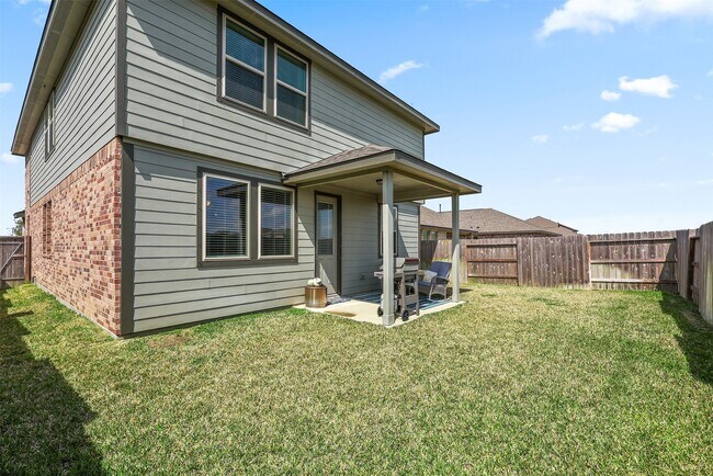 Building Photo - 2108 Sweet Bay Dr