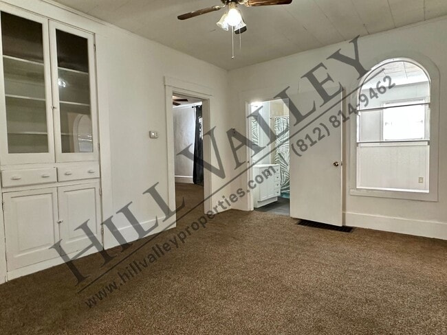 Building Photo - Large four bedroom in Farrington's Grove H...