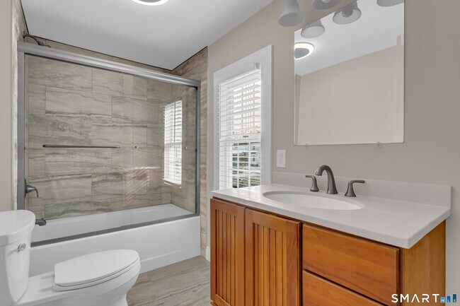 Building Photo - 59 Water St