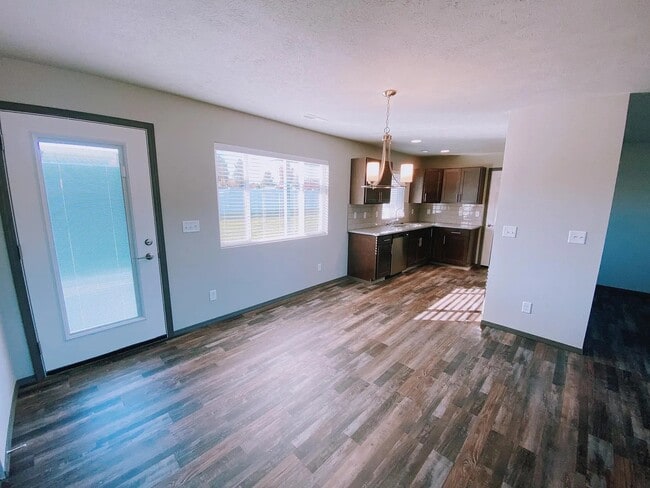 Building Photo - 2818 S Marcus Ln