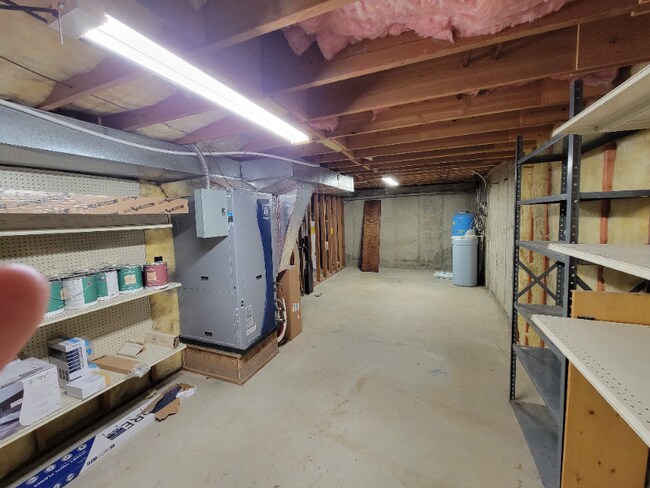 Building Photo - 158 Aspen Crst Ln