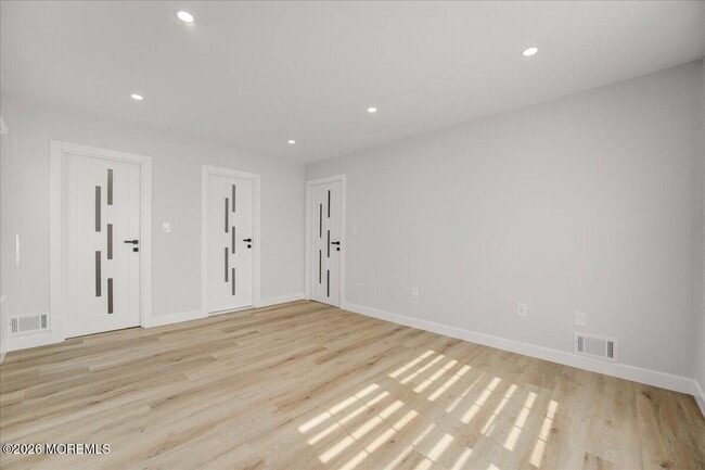 Building Photo - 341 Danbury Ln