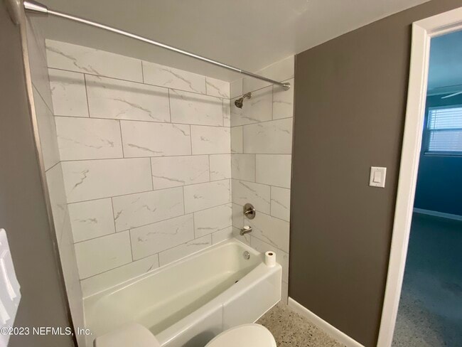 Building Photo - 102 St Elmo Rd