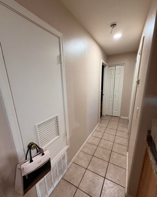 Building Photo - 3 Bed 2 Bath Home in the Heart of Downtown Florence!