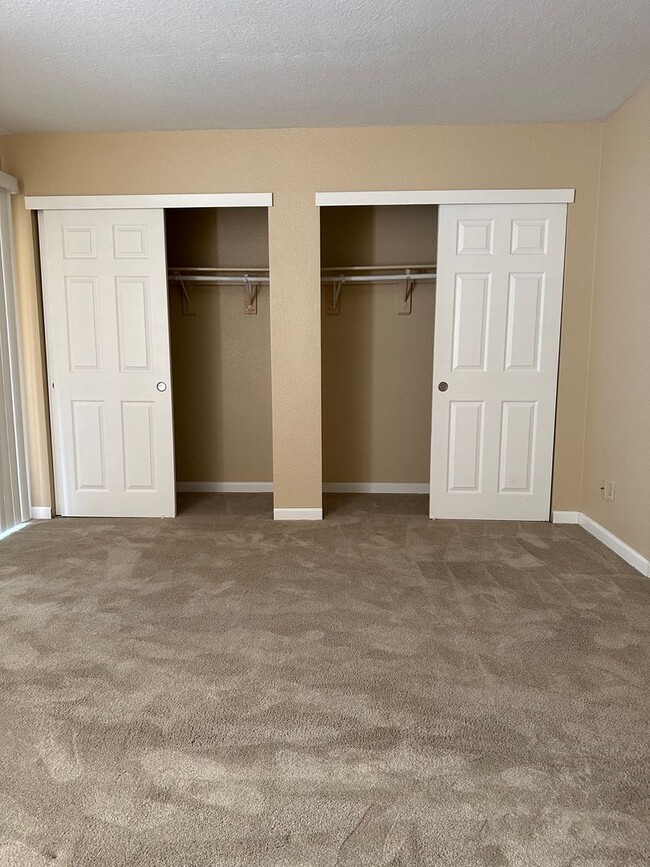 Building Photo - Stunning Condo in Turlock available for im...