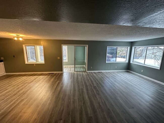 Building Photo - 1726 Kimberly Dr