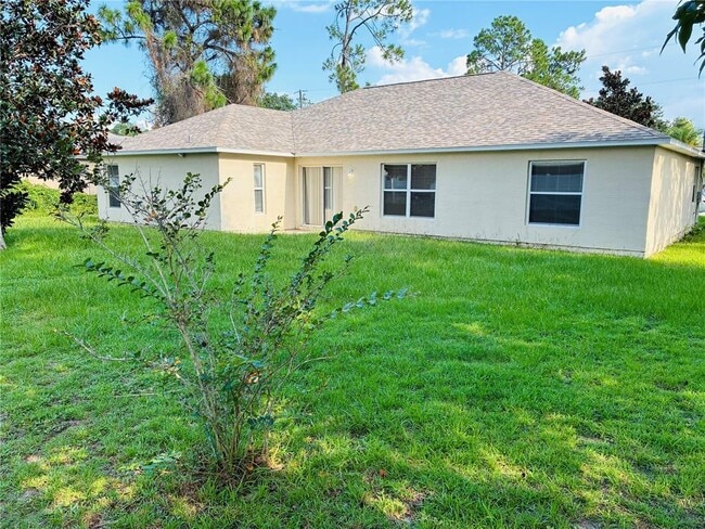 Building Photo - 15 Phoenix Ln
