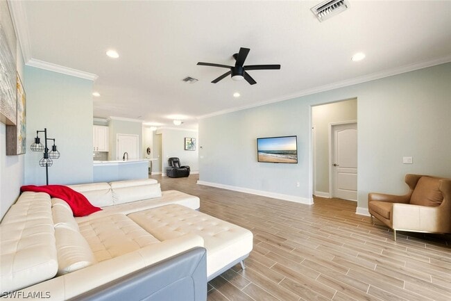 Building Photo - 8047 Princeton Dr