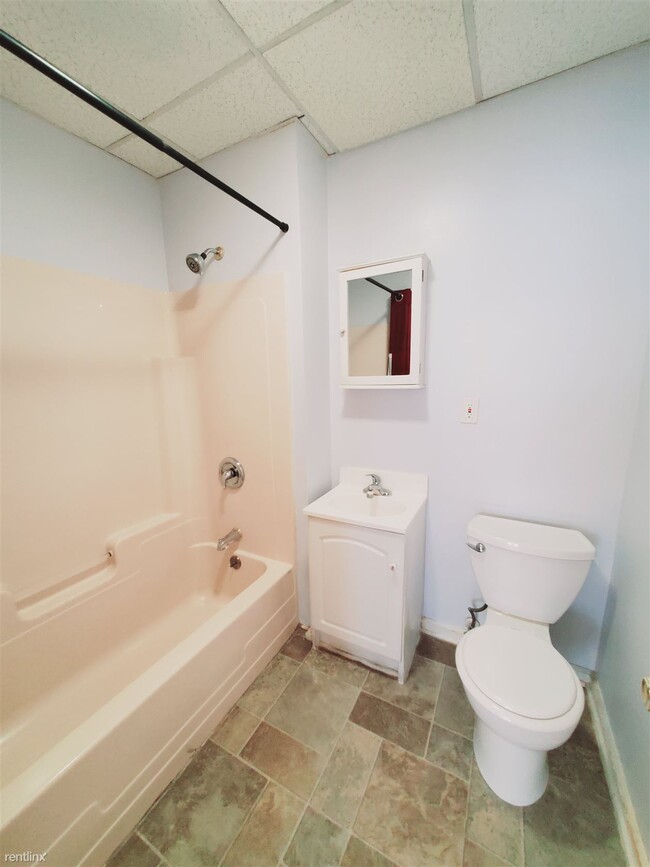 Building Photo - 3 br, 2 bath Condo - 40 Tierney St Apt 1