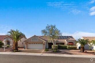 Building Photo - Gorgeous 2 Bed 2 Bath Single Story home in...