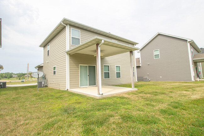 Building Photo - 2810 Amberwood court