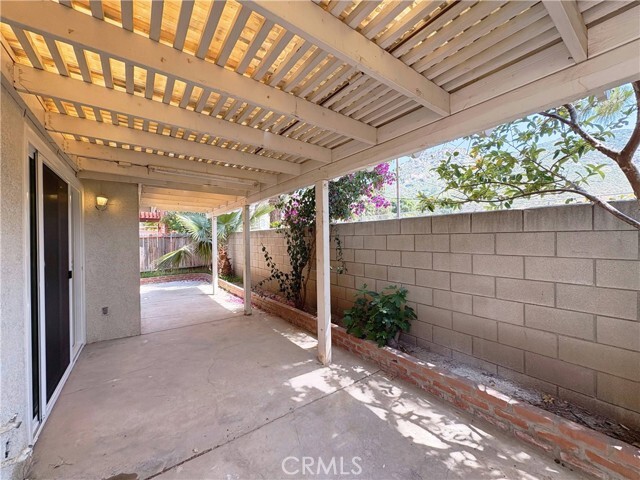 Building Photo - 15965 Peach Tree Ln