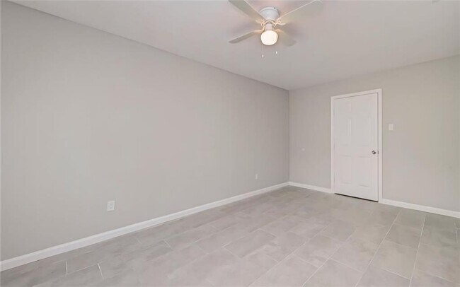 Building Photo - 5138 Danfield Dr