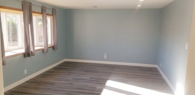 Building Photo - Lovely Ventura Single Story Home for RENT!