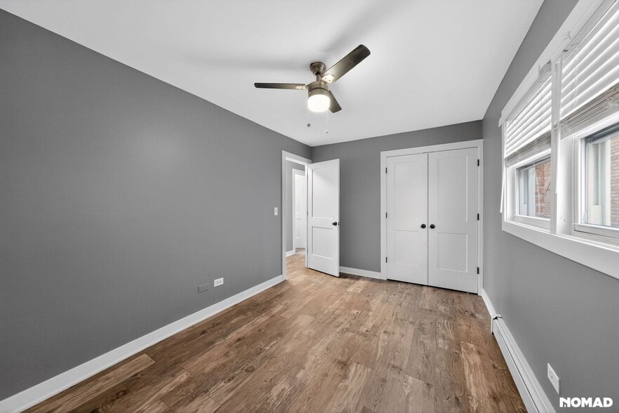 Building Photo - 7249 W Belmont Ave