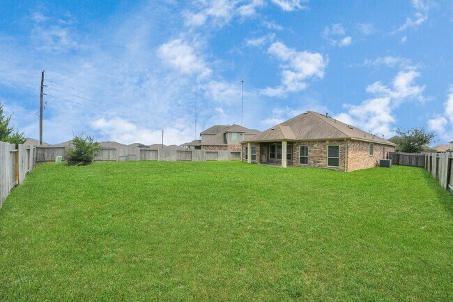 Building Photo - 2310 Brett Ct