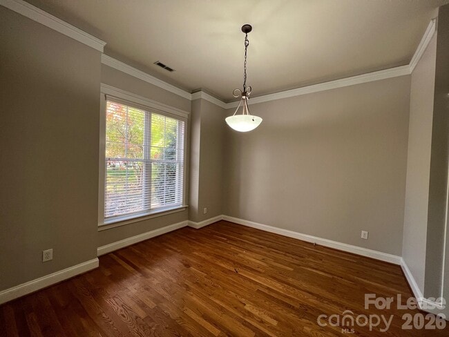 Building Photo - 8523 Lindholm Dr