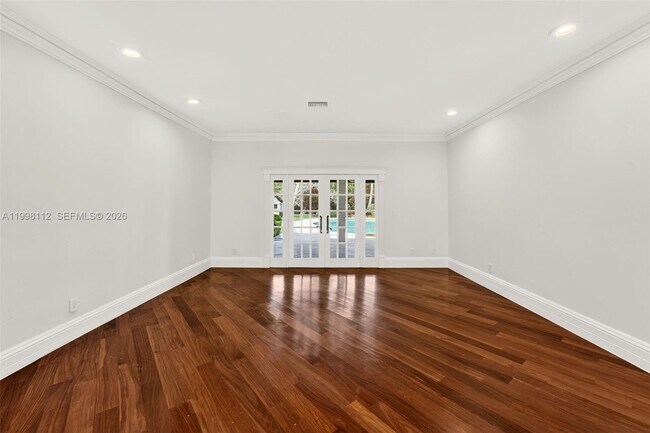 Building Photo - 3000 SW 130th Ave