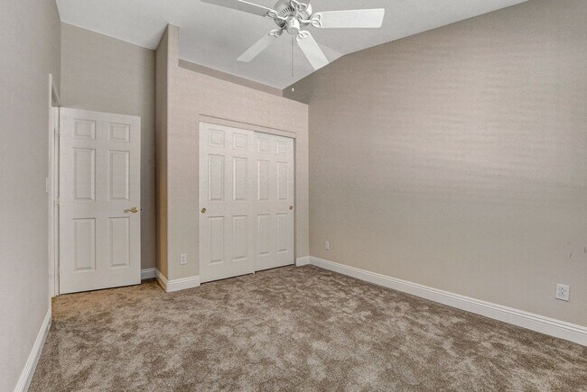 Building Photo - 5053 Cedar Lawn Way