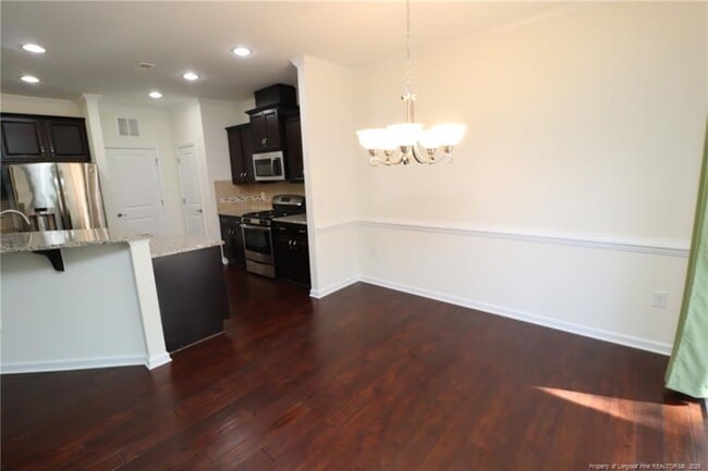 Building Photo - 208 Kylemore Cir