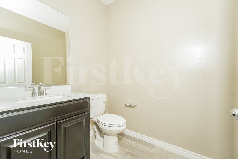 Building Photo - 6950 Denio Island St