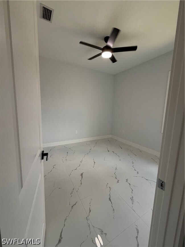 Building Photo - 2863 52nd Ave NE