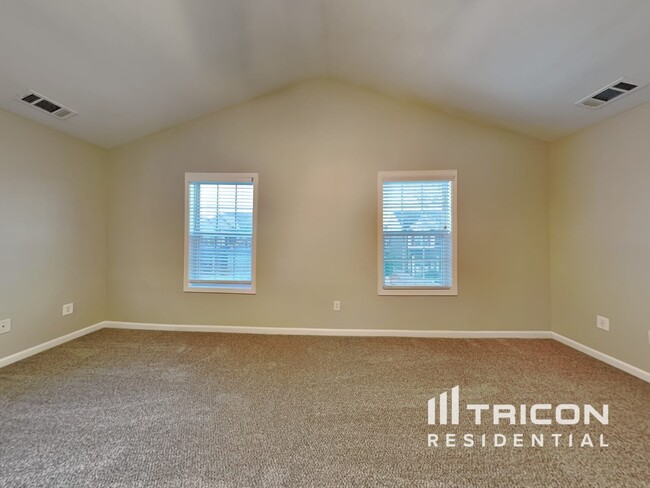 Building Photo - 5312 Catrina Way