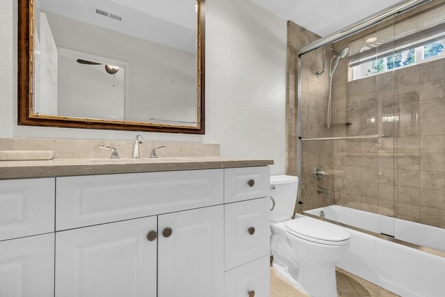 Building Photo - 33212 Ocean Bright