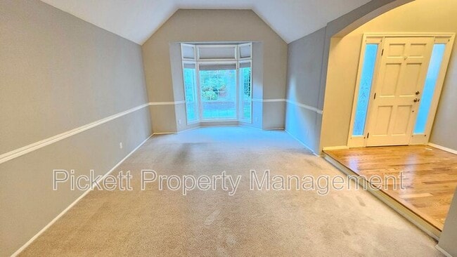 Building Photo - 6559 Gleneagle Ave SW
