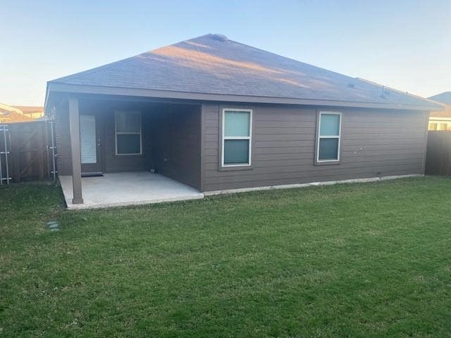 Building Photo - 3061 Stratford Wy