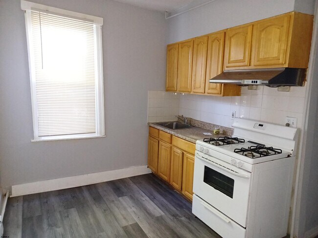 Building Photo - 43 Virginia Ave