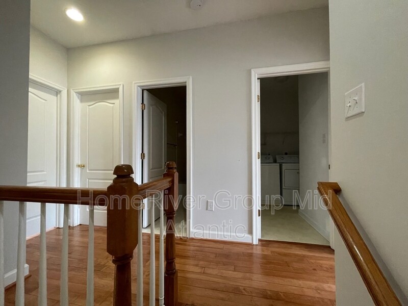 Building Photo - 42570 Magellan Square