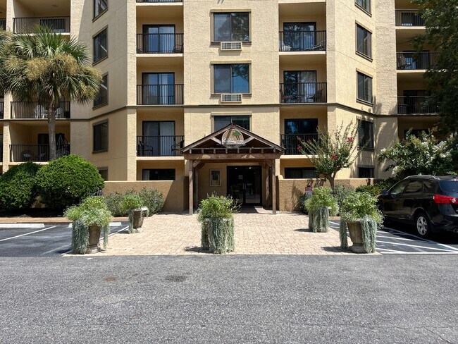 Front entrance of Ocean Walk - 10 Lemoyne Ave