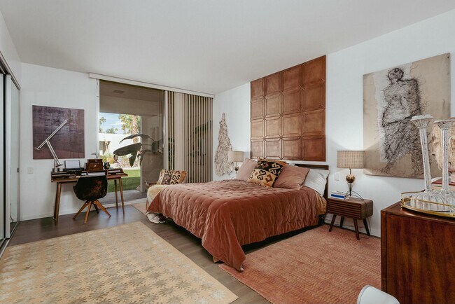 Building Photo - 17 Desert Lakes Dr