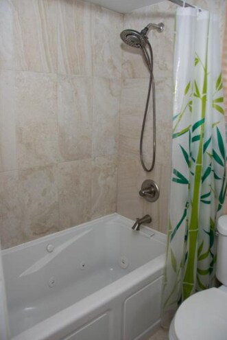 Building Photo - 2651 S Course Dr