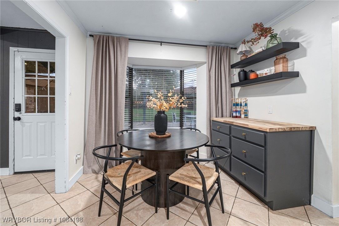 Building Photo - 3021 S 96th St