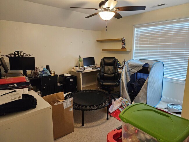 Building Photo - 5 Bedroom 3 Bath home in The Preserve at Tidewater Sneads Ferry