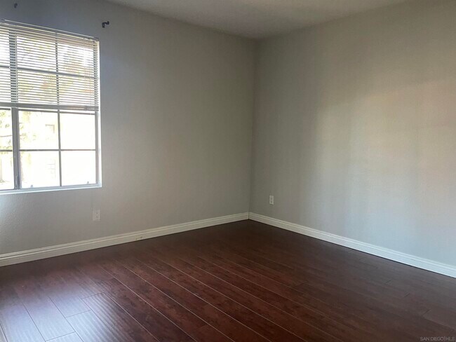 Building Photo - 12047 Alta Carmel Ct