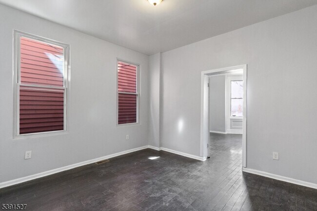 Building Photo - 29 Highland Ave