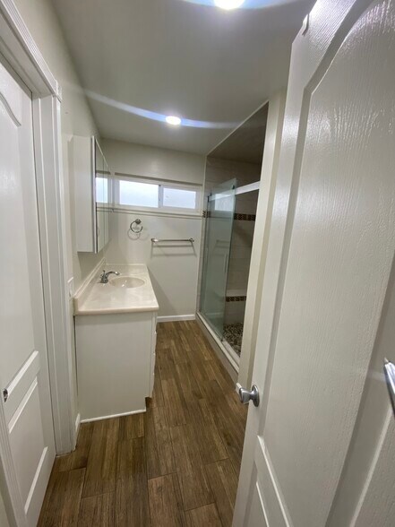 Building Photo - 17236 Nisson Rd